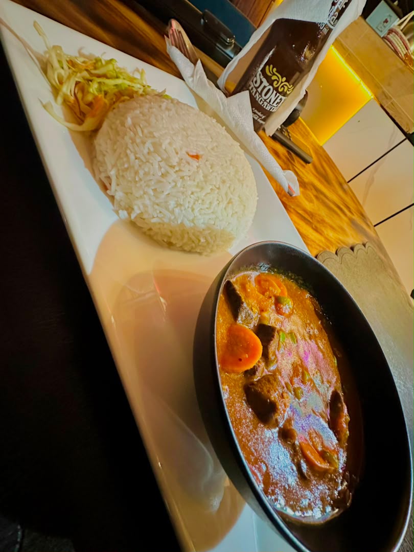 Oweitu Cafe & Restaurant