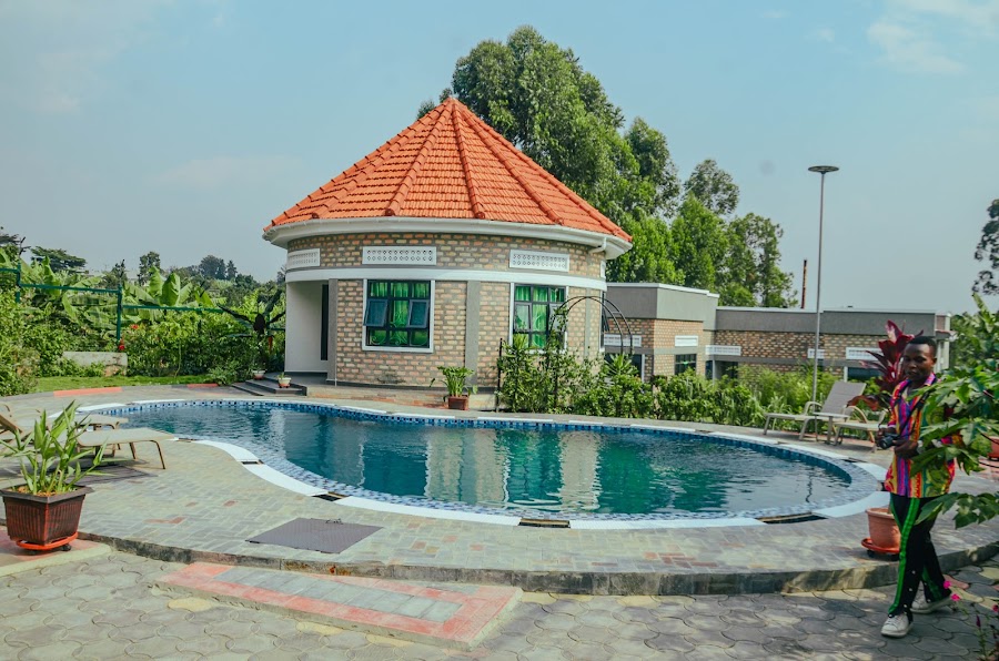 Ahaka Cottages