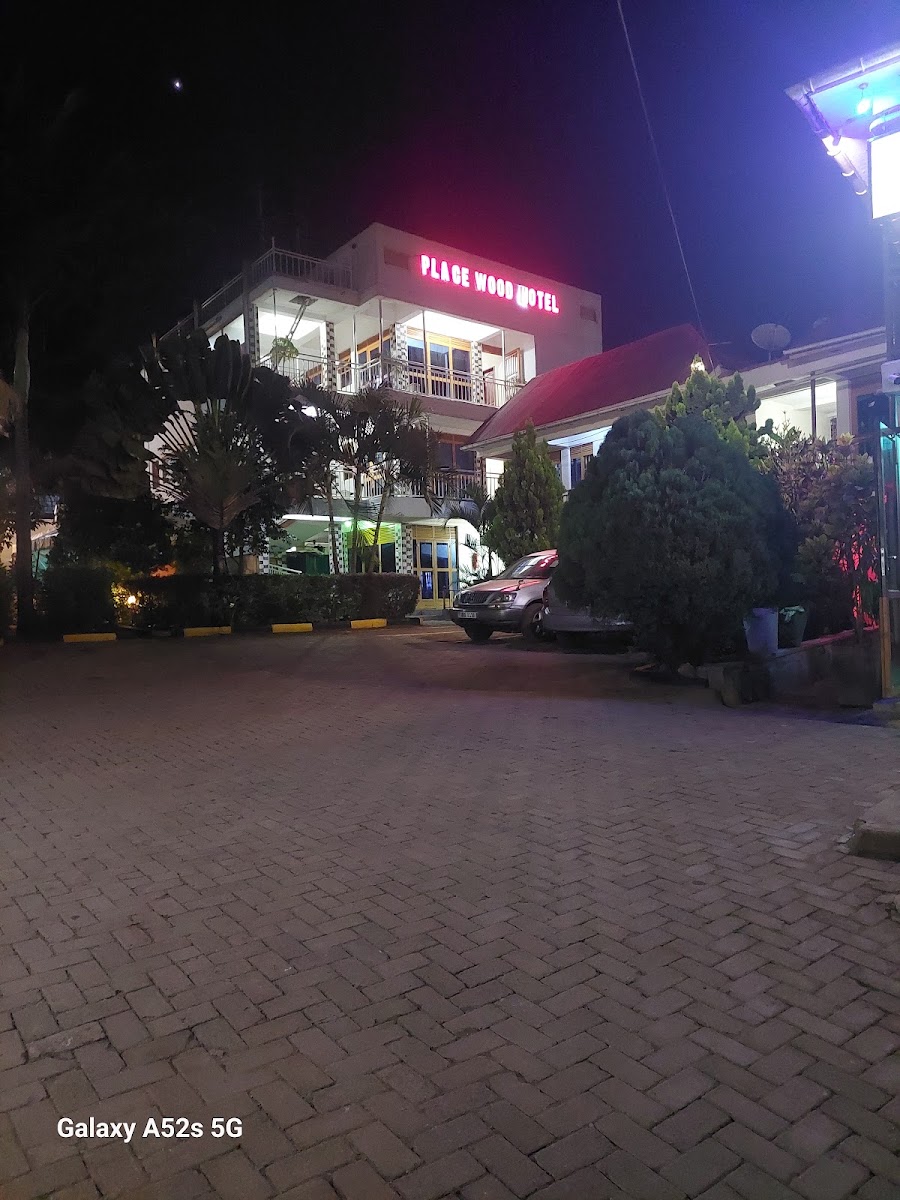 Placewood Hotel