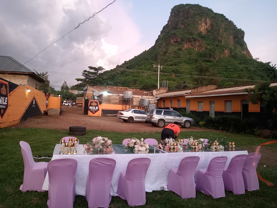 Ray's Sports Bar & Guest House, Tororo