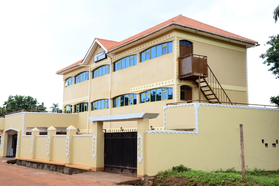 INNEST (GUESST HOUSE ) IN ENTEBBE KITOORO