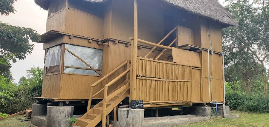 Njovu Park Lodge