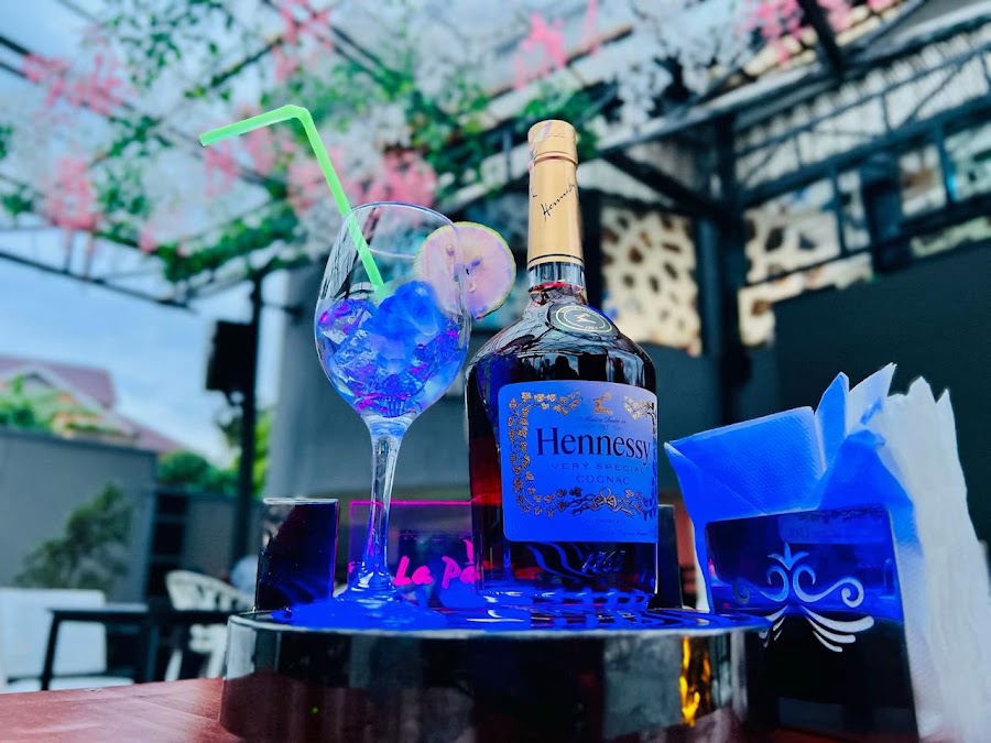 Mystica Lounge