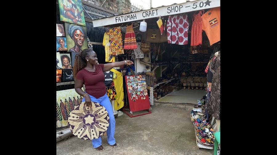 Fatumah craft shop
