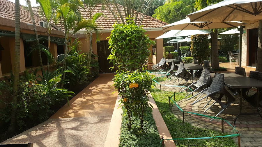 Golden Courts Hotel