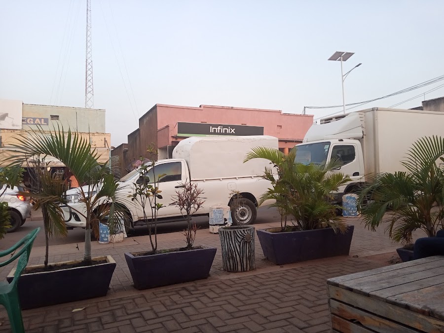 Lexus Vintage and Guesthouse