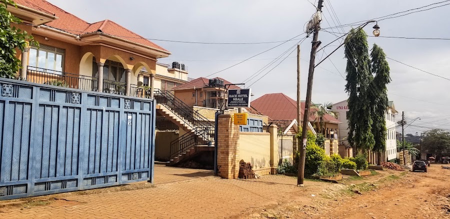 RACE HOTEL MBALE