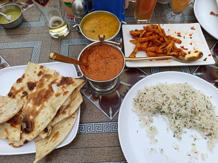ANMOL HOTEL AND RESTAURANT