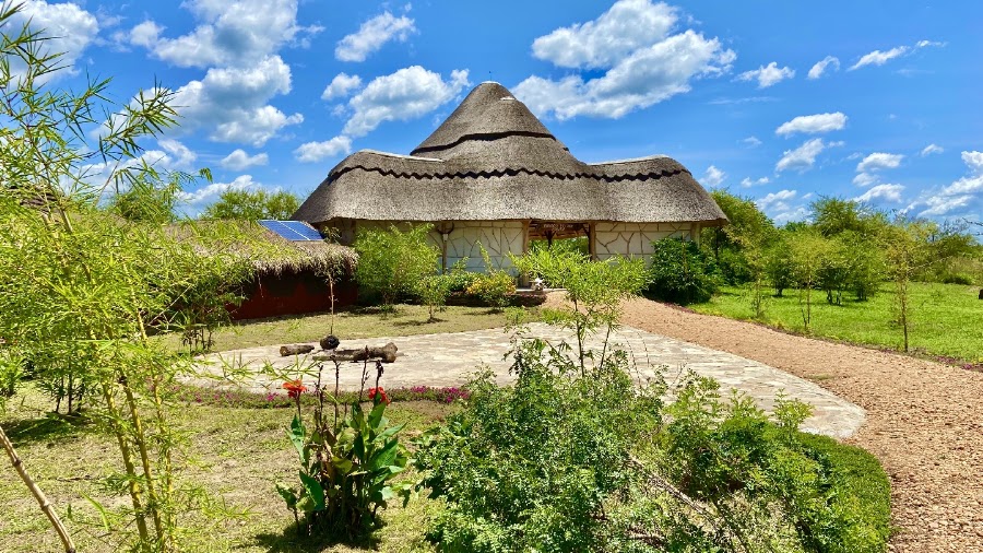 Murchison Falls Bamboo Village