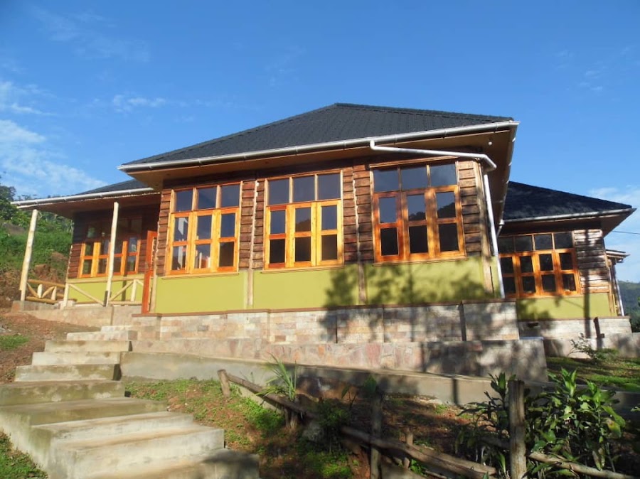 Gorilla Bluff Lodge - Bwindi Impenetrable Forest