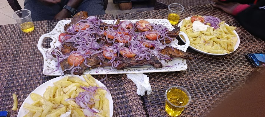 Elite Pub & Lodges - Kisoro